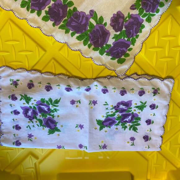 Vintage Handkerchief Purple Floral Scalloped Hanky 2 - Picture 4 of 4